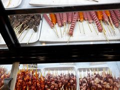 -哈尔滨小酒馆·鲜肉现穿自助烧烤(康新花园店)