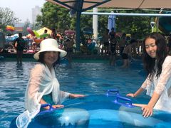 -欢乐水魔方水世界