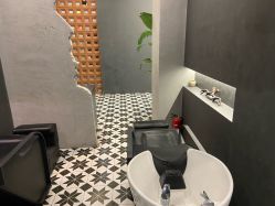 -老肖男士理发店