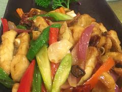 -香巴拉云南餐厅(华莱坞店)