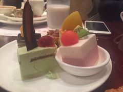 -荣誉国际酒店-云顶旋转餐厅