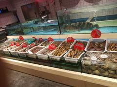 水产区-日进一片海.生腌海鲜火锅.宵夜烧烤(三里屯总店)