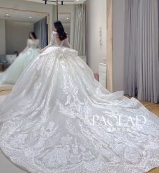 -南京宝娜嫁衣婚纱礼服馆(中央路店)