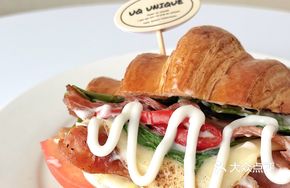 Bacon Ham Cheese Croissant Sandwich