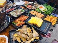 -韩风烤牛肉冷面店