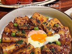-Mogul Eatery·大亨餐酒馆