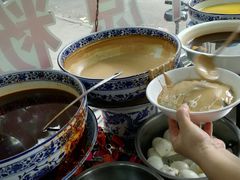 -何老二卤汁凉粉