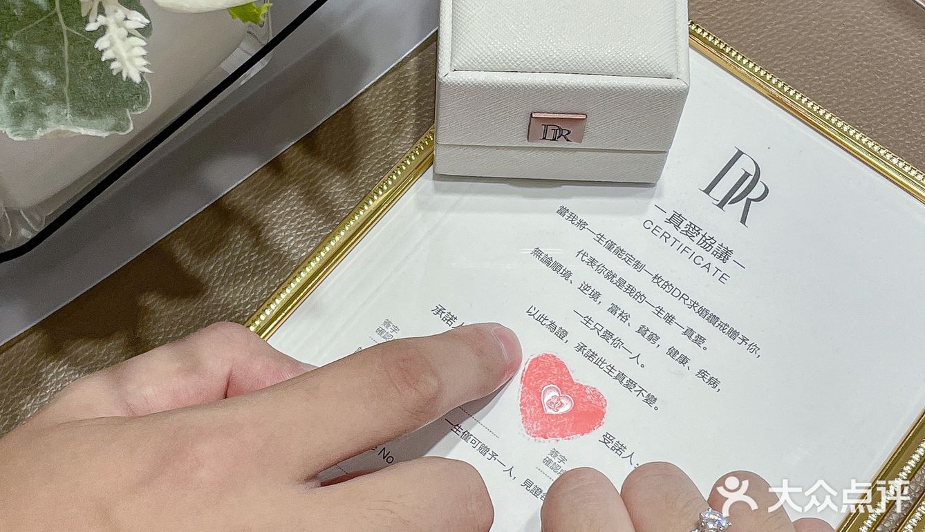 👩🏼‍❤️‍💋‍👨🏼我们从初中到大学已经快六年了 2000多天感觉一下子就过去