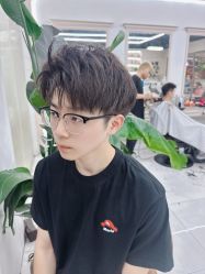 -尤司男士国潮理发馆