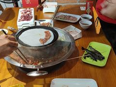 -养牛邓·潮汕牛肉海鲜自助火锅(广州店)
