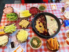 -赵美丽·重庆社区火锅·直营店(火车东站·中豪国际店)