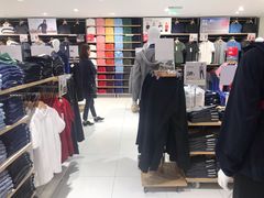 -优衣库(上海正大广场店)