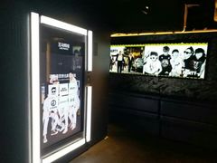 -PLAY HKPOP全息偶像演唱体验馆(威灵顿广场店)