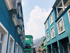 -百里峡七彩艺术小镇