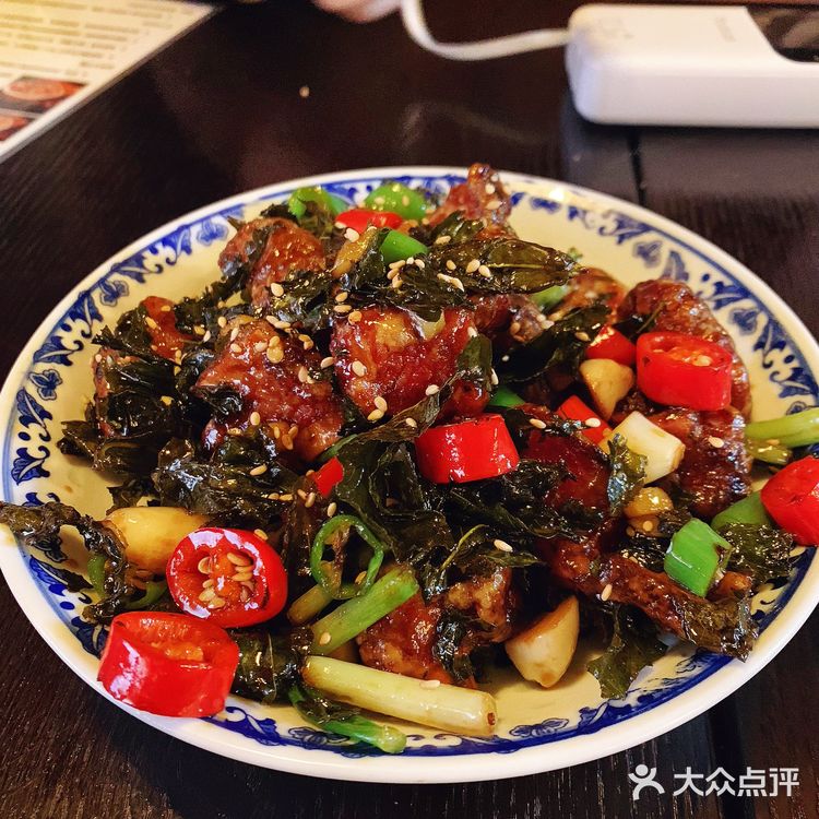 滨江的宝藏小酒馆-晚酌半杯