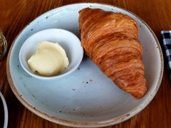 -ROAST coffee & eatery