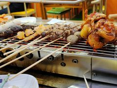-哈尔滨小酒馆·鲜肉现穿自助烧烤(康新花园店)