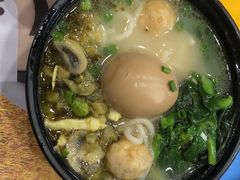 -老娘舅餐厅(黄龙体育中心店)