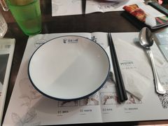 -美奈小馆·越南料理(中航城君尚购物中心店)