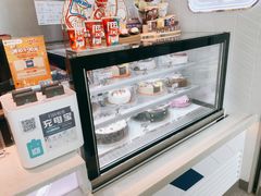 零售区-DQ·蛋糕·冰淇淋(荟聚中心店)