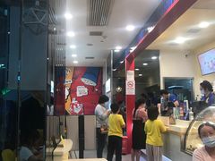 -DQ·蛋糕·冰淇淋(大宁国际商业广场店)