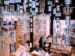 -猫的天空之城概念书店(杭州南宋御街店)