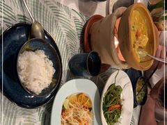 -蕉叶·泰国歌舞风情(世贸店)