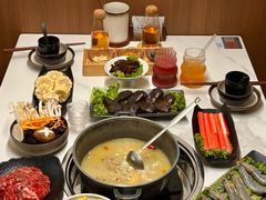 -汤宴·参须肚包鸡(南京路店)