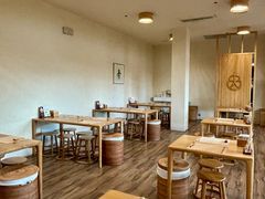 -蟹家大院 · 独揽江景(滨江店)