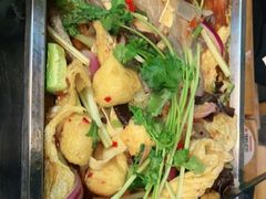 -后街佬·炭火鲜鱼杂(南城店)