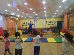 -卓跃儿童运动馆·体能·跳绳·篮球(滨江东中心店)