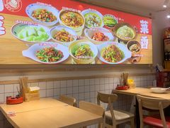 -白沙肴·长沙米粉.小炒湘菜(地王店)