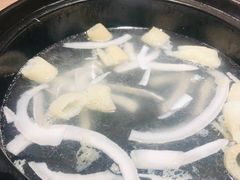 椰子鸡汤-探窝·竹笙椰子鸡(杨箕店)