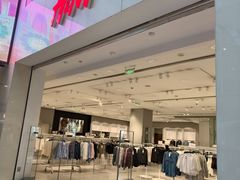 -H&M(鹏欣水游城店)
