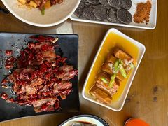 -隔壁老王·家常云南菜(花巷店)