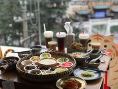 -包整·丝娃娃(一览甲秀楼风景店)