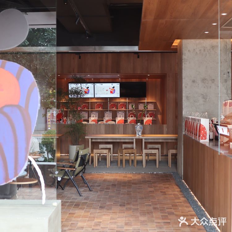 救命我超爱的下腰girl来东莞Xu’s cafe咯