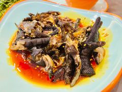麻辣黑鸡爪-向外鱼乐·土菜·虹鳟鱼