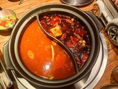 番茄香辣鸳鸯锅-江湖六膳門串串香(隆礼路店)