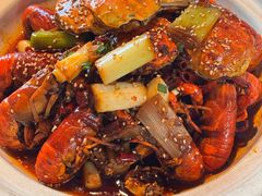 -肥肥虾庄·金牌油焖大虾(汉街SKP店)