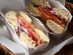 烟熏三文鱼三明治-麦田工坊(月湖店)