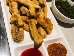 -海底捞火锅鲜切牛肉主题店(长寿路店)