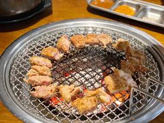 韩式腌猪王排-·缸桶屋·韩式牛肋条自助烤肉(西湖D11店)