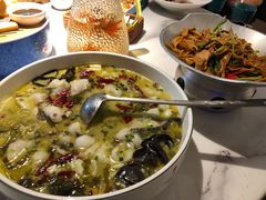 -荷塘秋月·本帮江浙菜(国权路店)