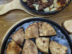 烤馍-老东镇啤酒屋海鲜加工·蒸汽海鲜·海鲜烧烤(台东店)