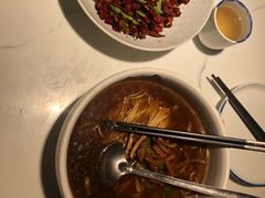 -姜君·千岛湖鱼头馆(浦东大道店)