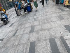 -宝龙城(杭州滨江店)