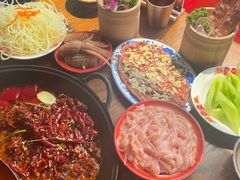 -萍姐火锅·公路夜市(武汉首店)