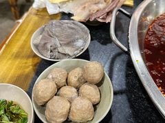鲜毛肚-星鸿社重庆老火锅