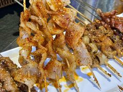 -卞二小串·鹤岗烧烤·坑烤(永定路店)